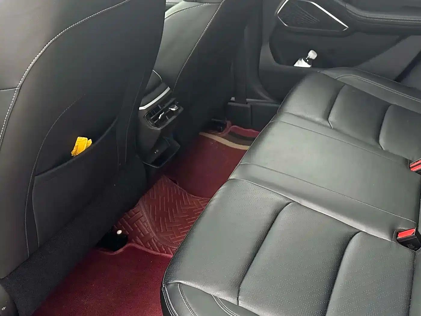 Geely Emgrand 2022 4th Generation 1.5L CVT Elite — миниатюра 7