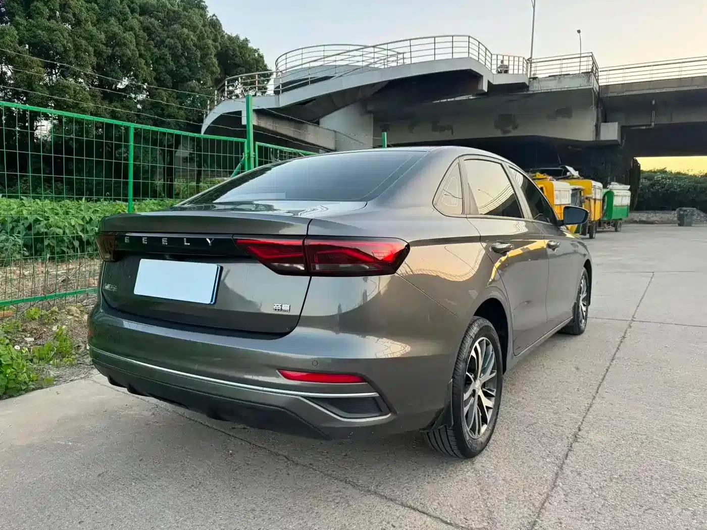 Geely Emgrand 2023 4th Generation Champion Edition 1.5L CVT Luxury — миниатюра 6