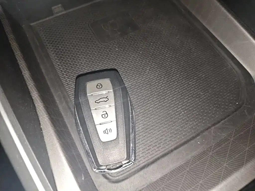 Geely Emgrand 2022 4th Generation 1.5L CVT Flagship Edition — миниатюра 9
