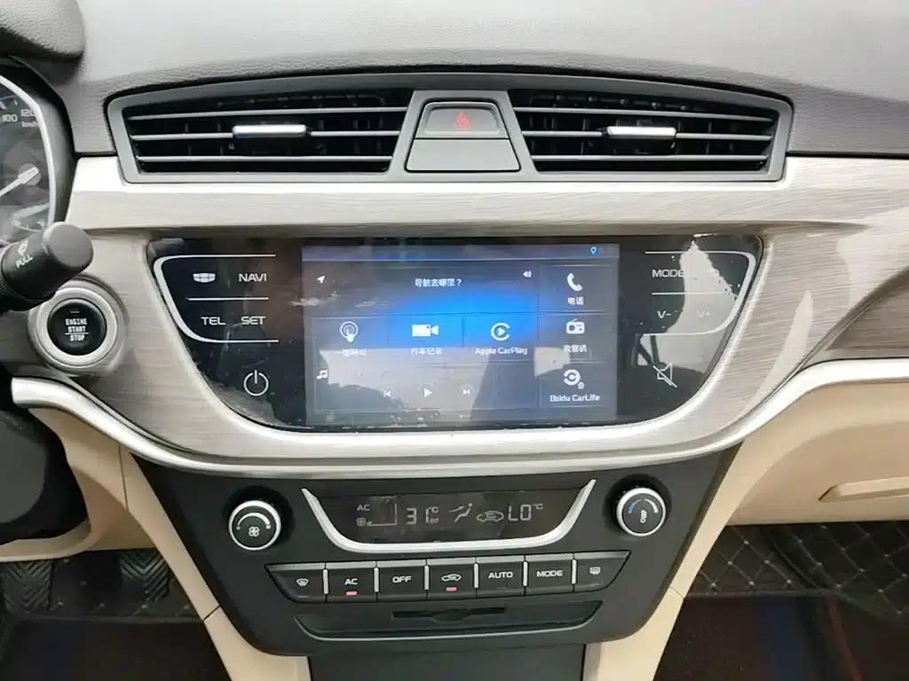 Geely Emgrand 2017 Sedan Million Edition 1.5L Manual Deluxe — миниатюра 13