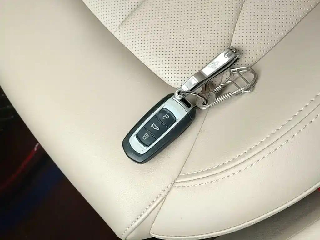 Geely Emgrand 2017 Sedan Million Edition 1.5L Manual Deluxe — миниатюра 9