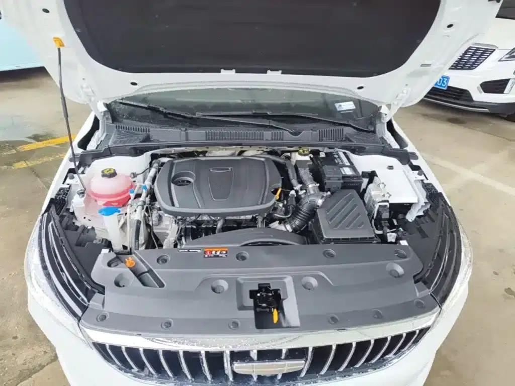 Geely Emgrand 2025 4th Generation 1.5L CVT Premium — миниатюра 20