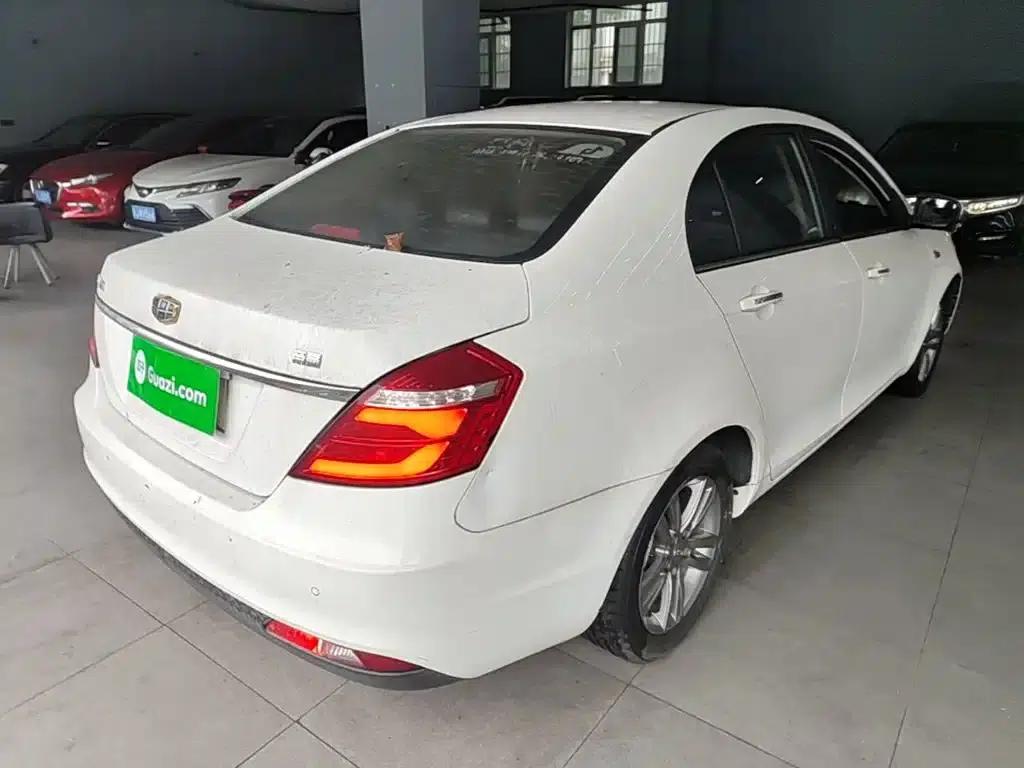 Geely Emgrand 2017 Sedan Million Edition 1.5L CVT Upward Version — миниатюра 7
