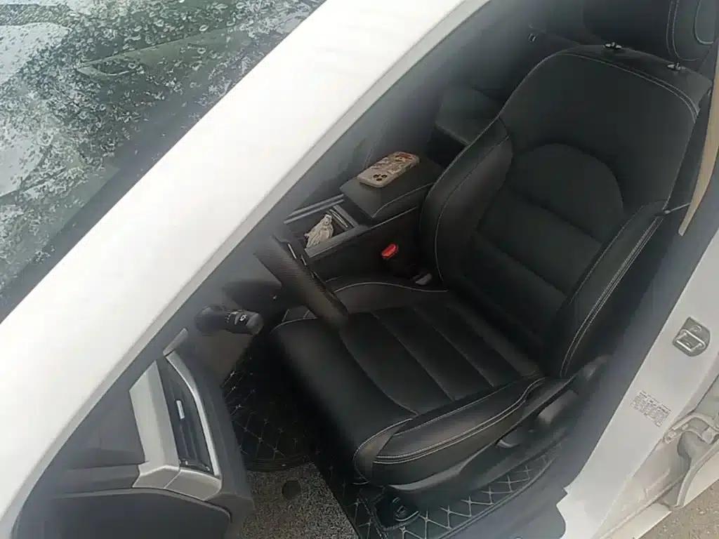 Geely Emgrand 2018 1.5L CVT Upward Connected Edition — миниатюра 15