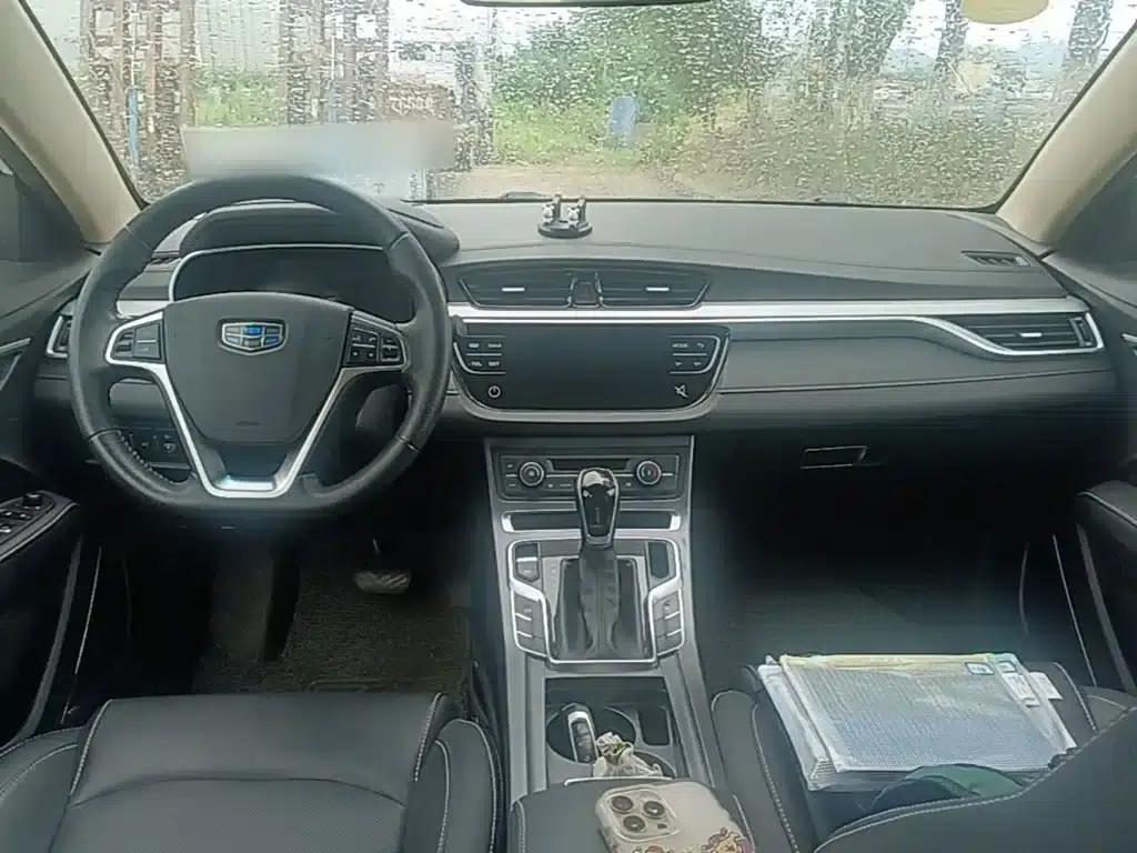Geely Emgrand 2018 1.5L CVT Upward Connected Edition — миниатюра 10