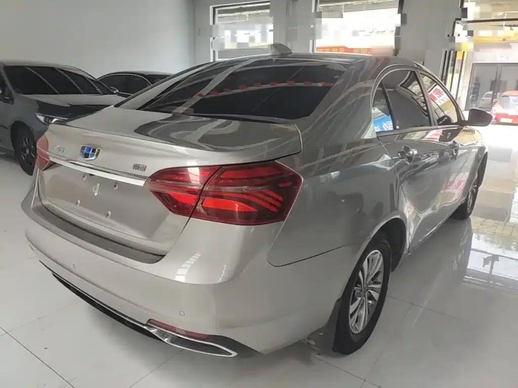 Geely Emgrand 2018 1.5L Manual Deluxe Edition — миниатюра 7