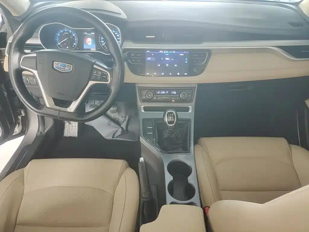 Geely Emgrand 2018 1.5L Manual Deluxe Edition — миниатюра 10