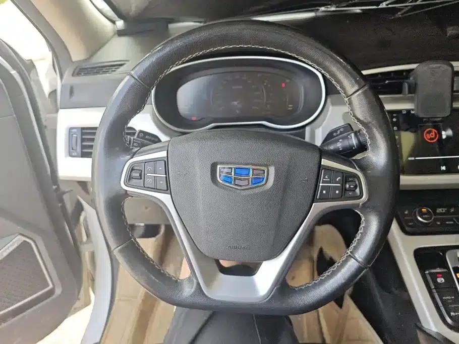Geely Boyue 2018 1.8TD Automatic 2WD Intelligent Connected 4G Edition — миниатюра 14