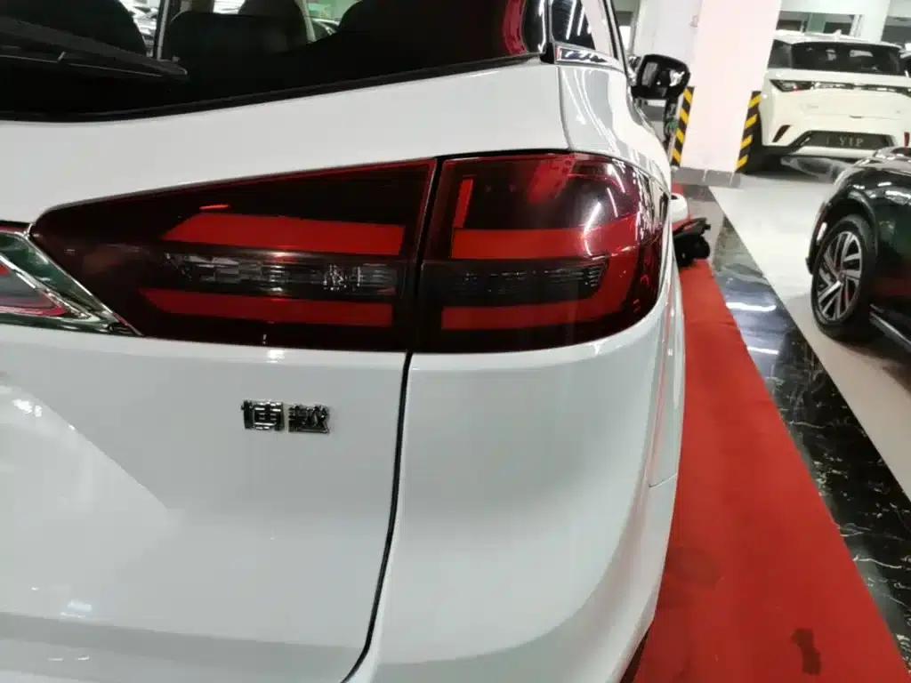 Geely Boyue 2018 1.8TD Automatic 2WD Intelligent Connected 4G Edition — миниатюра 8