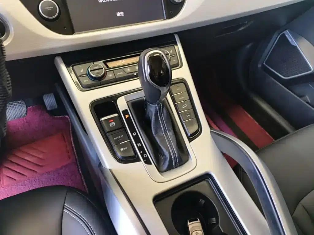Geely Boyue 2018 1.8TD Automatic 2WD Intelligent Connected 4G Edition — миниатюра 14