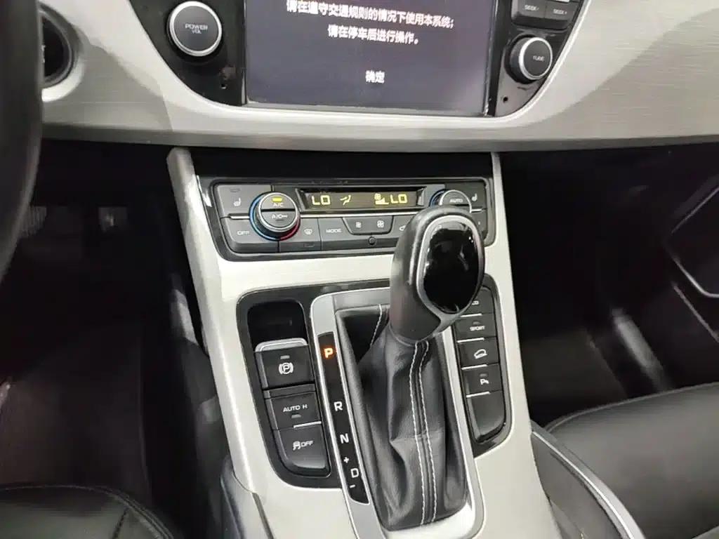 Geely Boyue 2018 1.8TD Automatic 2WD Intelligent Connected 4G Edition — миниатюра 14