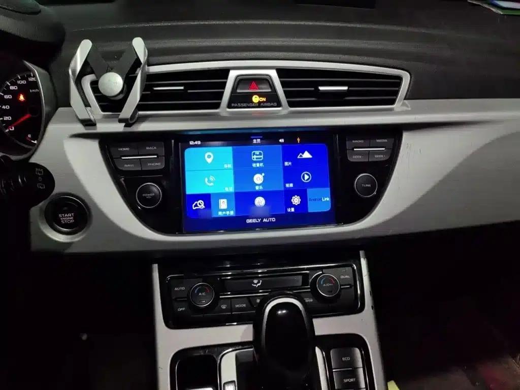 Geely Boyue 2016 1.8TD Automatic Intelligent Connectivity Model — миниатюра 6