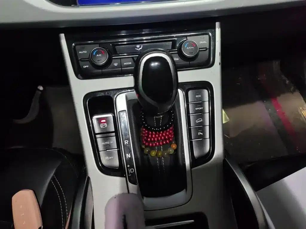 Geely Boyue 2016 1.8TD Automatic Intelligent Connectivity Model — миниатюра 7