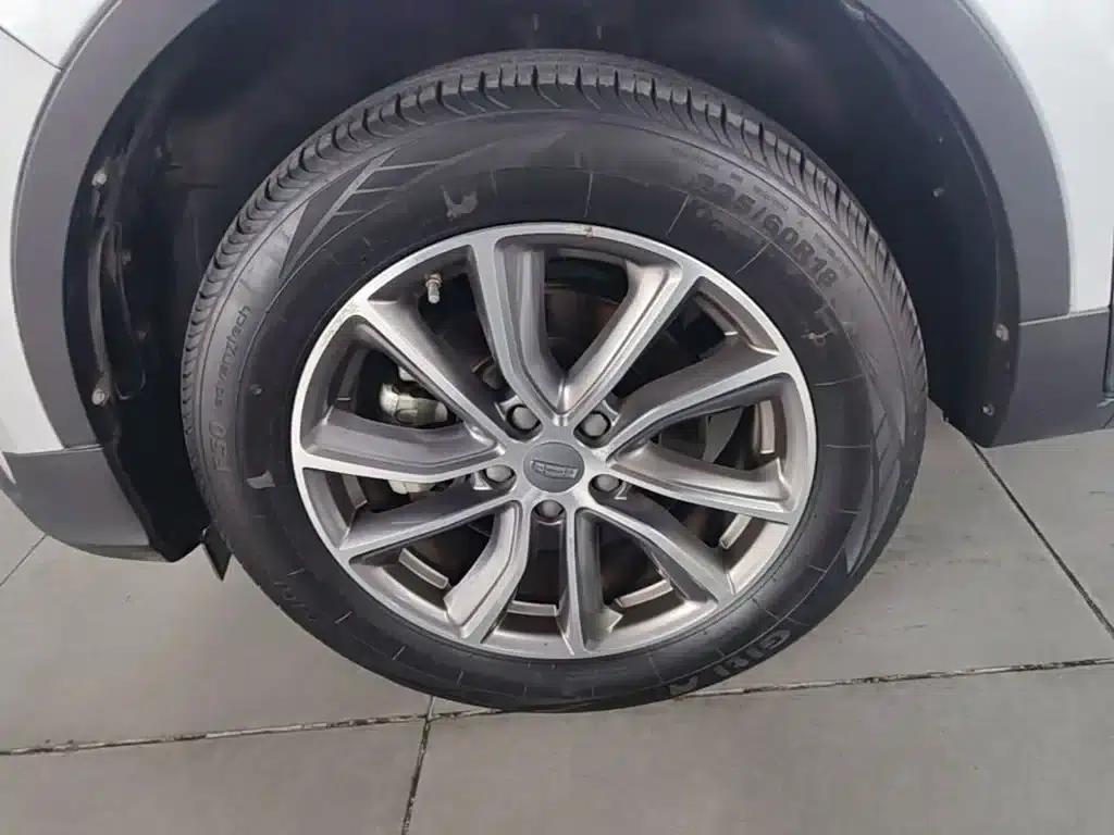 Geely Boyue 2021 Million Edition 1.8TD DCT 2WD Luxury — миниатюра 23