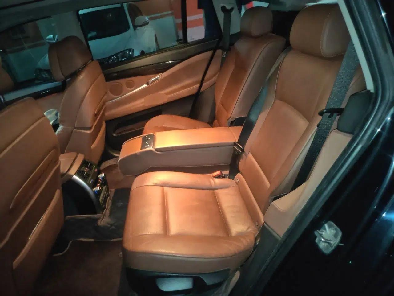 BMW 5 Series GT 2010 535i Leading Model — миниатюра 17