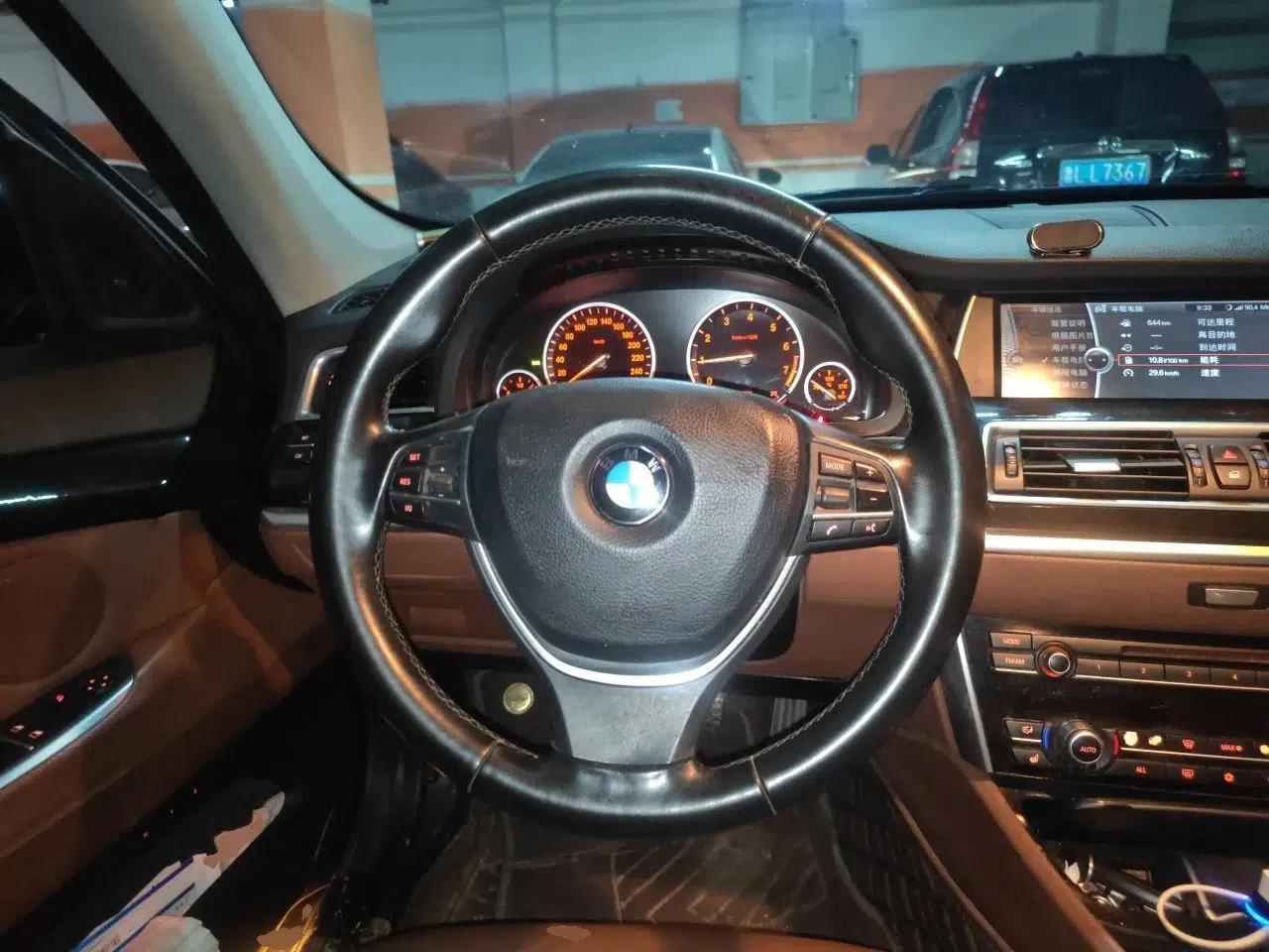 BMW 5 Series GT 2010 535i Leading Model — миниатюра 10