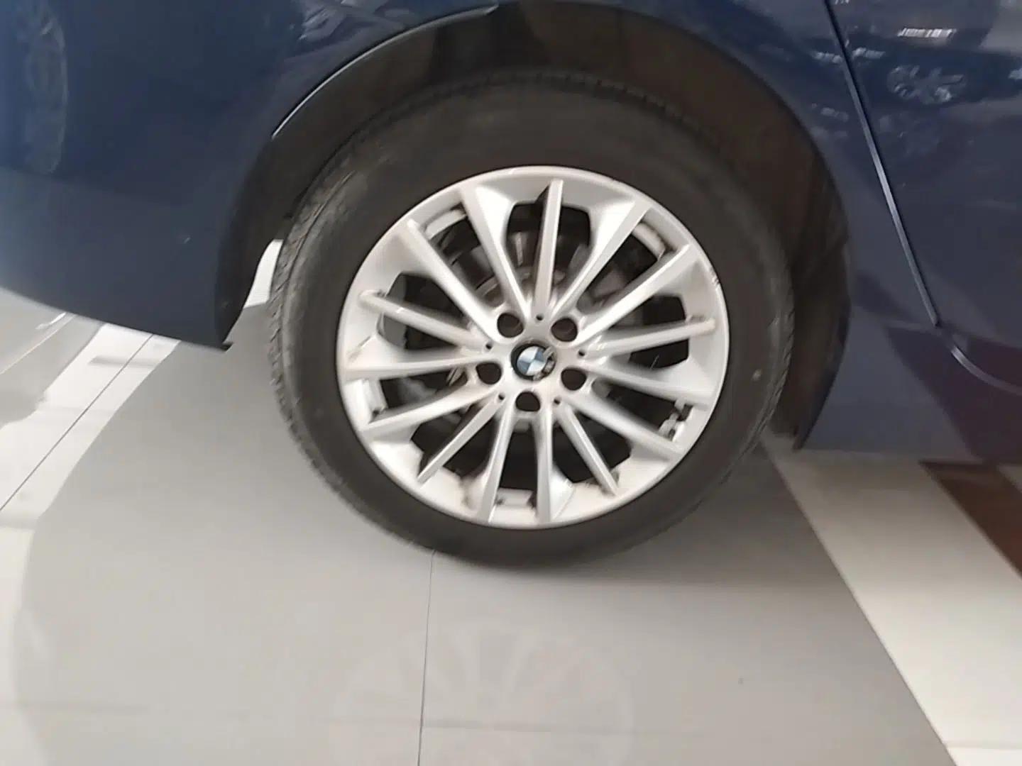 BMW 2 Series Gran Tourer 2019 220i Leading Model — миниатюра 11