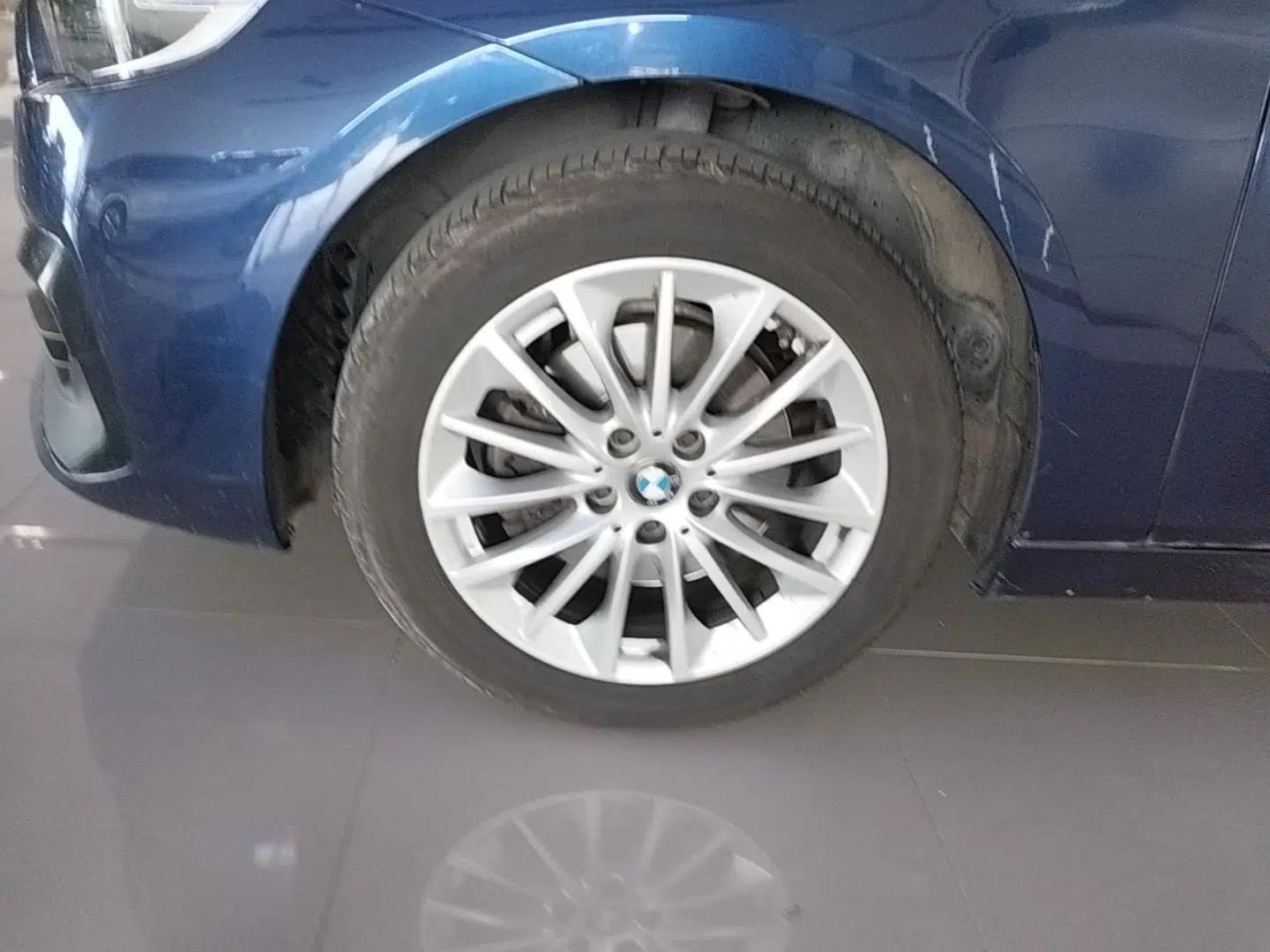 BMW 2 Series Gran Tourer 2019 220i Leading Model — миниатюра 10