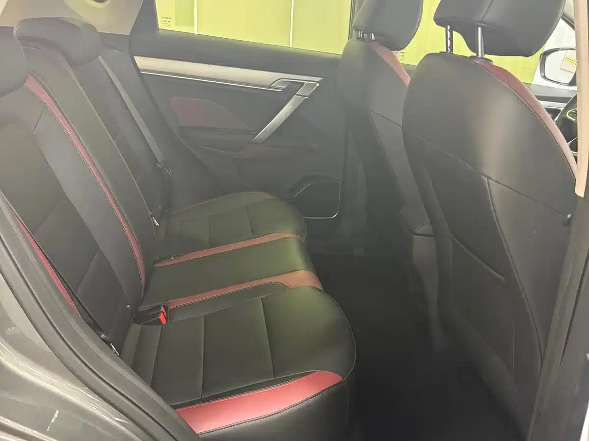 Geely Binyue 2021 1.4T DCT Platinum Edition — миниатюра 13