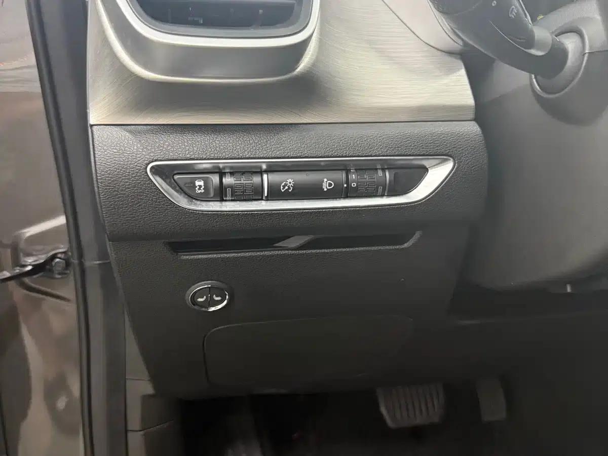 Geely Binyue 2021 1.4T DCT Platinum Edition — миниатюра 16