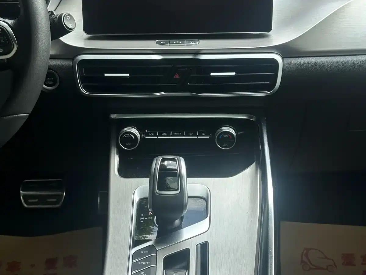 Geely Binyue 2020 PRO 260T DCT Knight — миниатюра 21