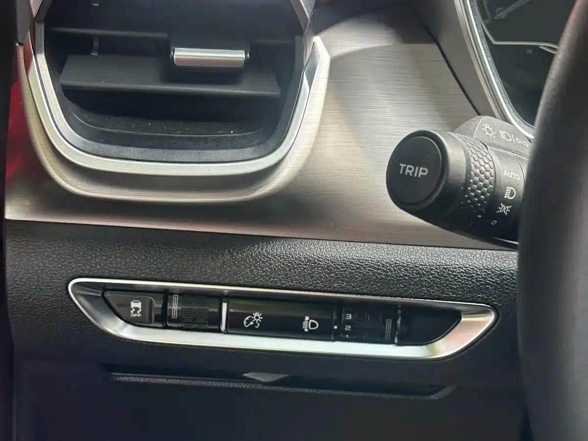 Geely Binyue 2020 PRO 260T DCT Knight — миниатюра 27