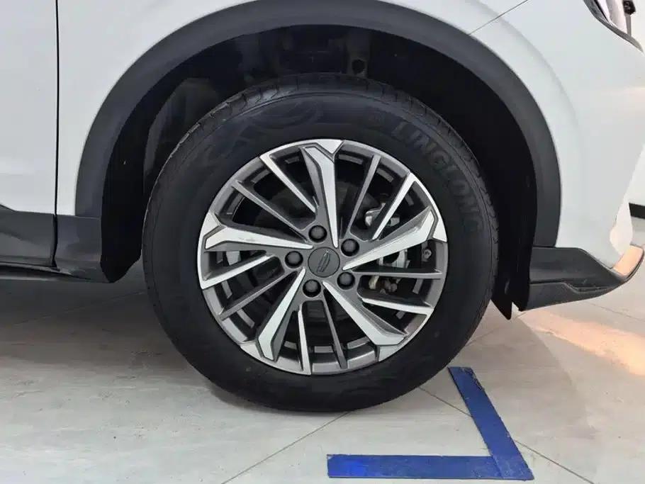 Geely Binyue 2021 1.4T DCT Platinum Edition — миниатюра 6