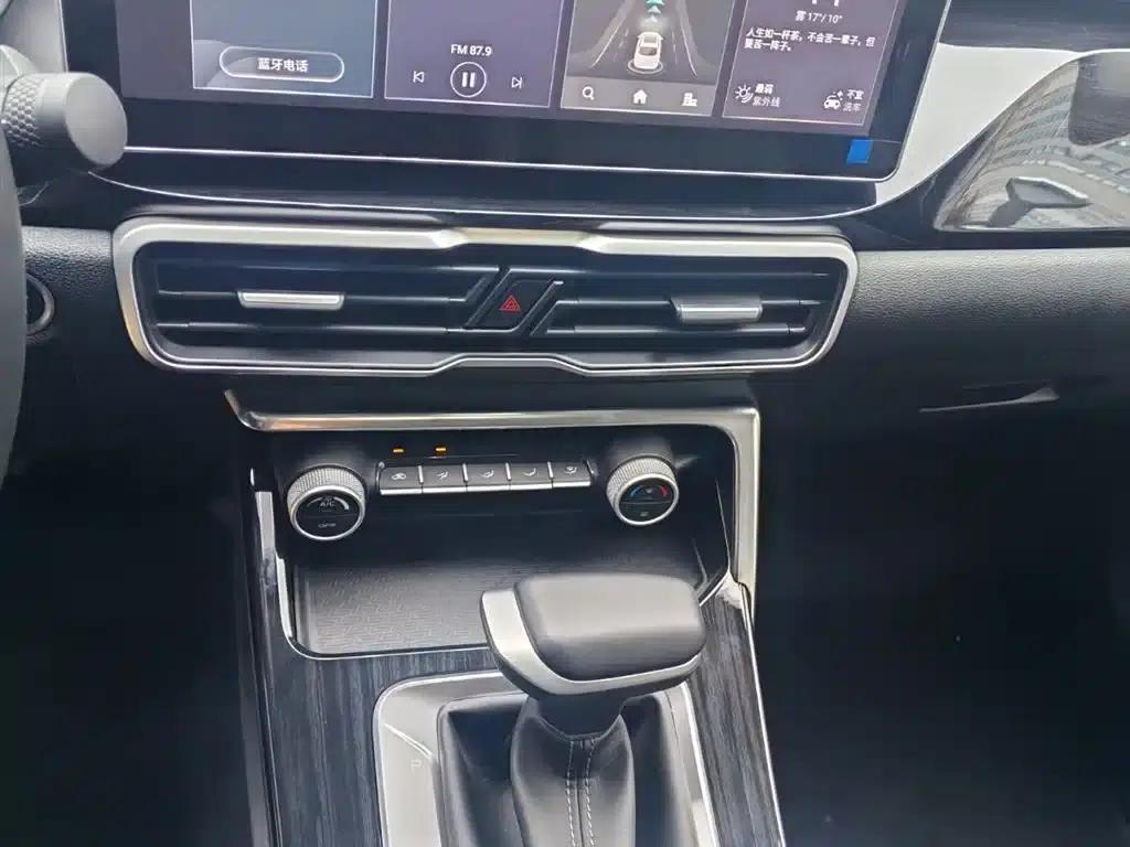 Geely Binyue 2025 1.5L CVT Super MAX — миниатюра 10