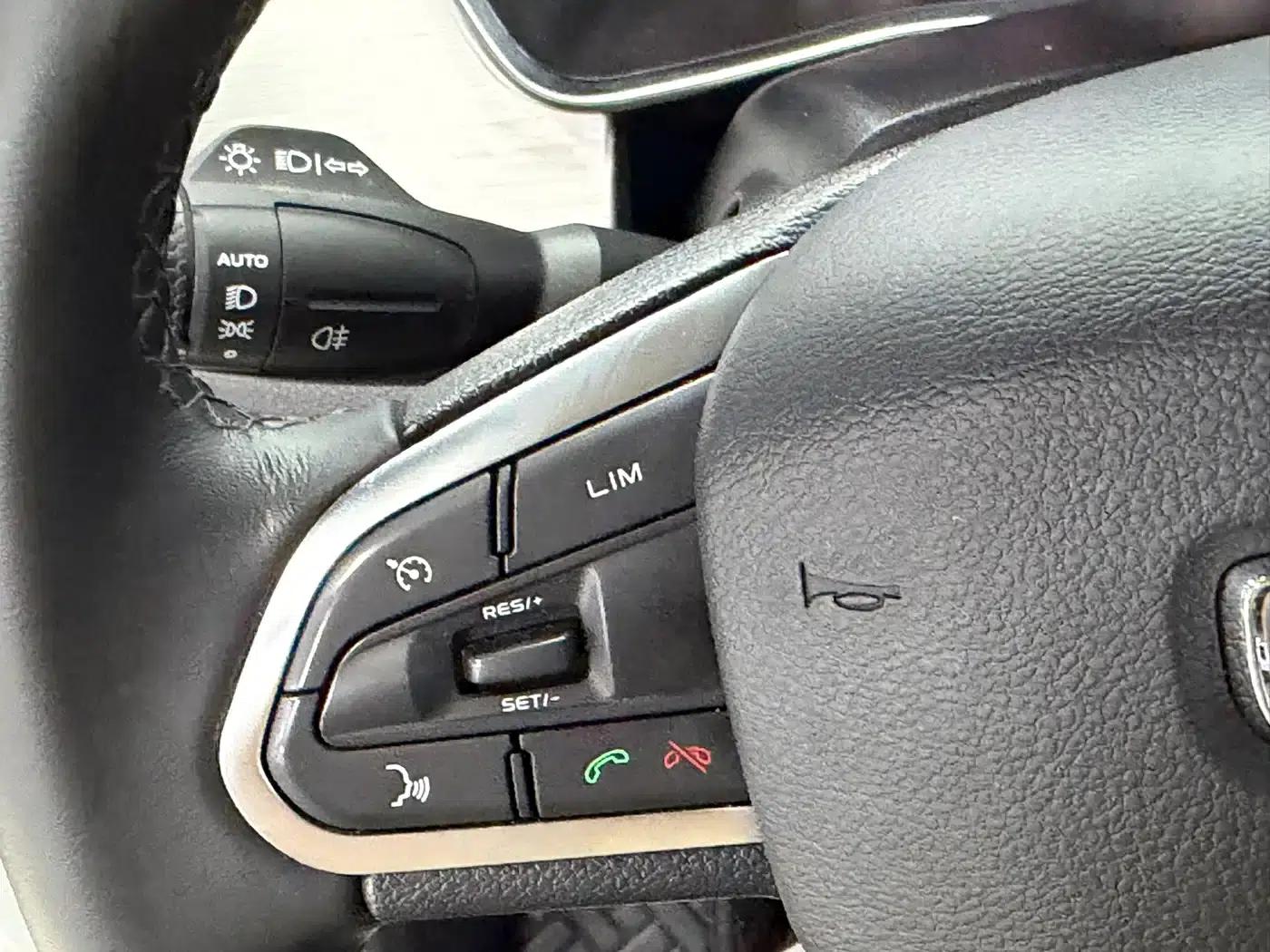 Geely Binyue 2021 1.4T DCT Diamond Edition — миниатюра 8