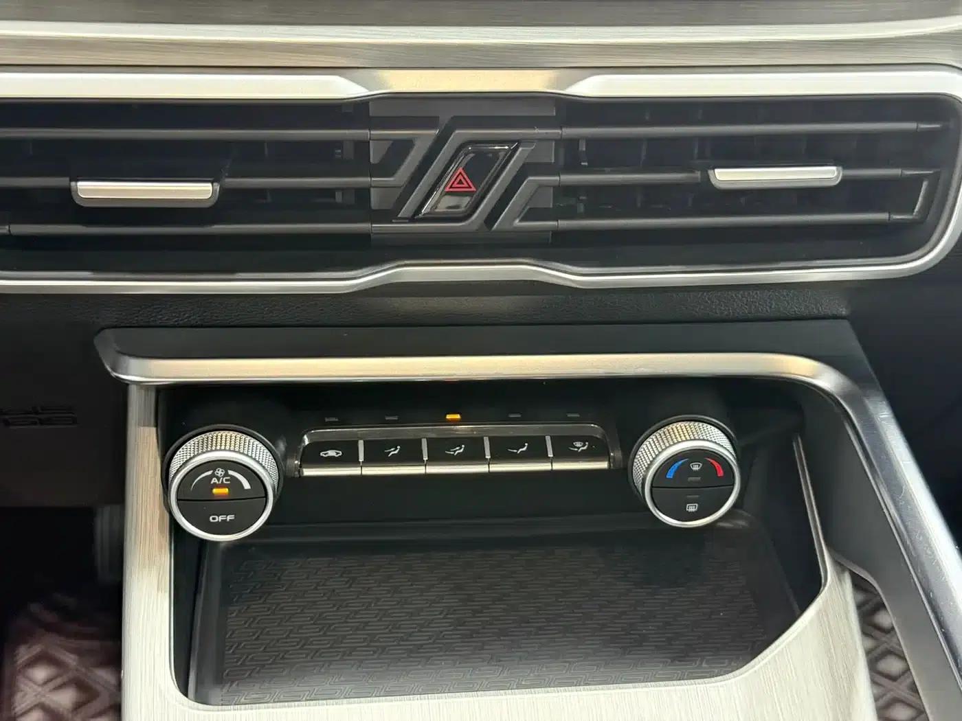 Geely Binyue 2021 1.4T DCT Diamond Edition — миниатюра 10
