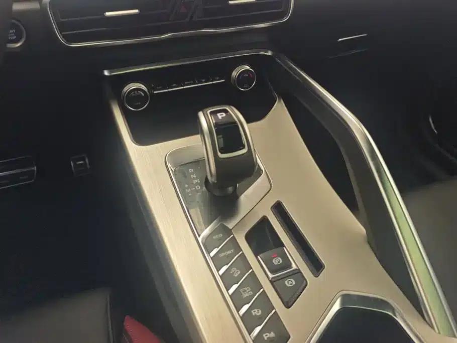 Geely Binyue 2019 Sport 260T DCT Battle (China VI Emission Standard) — миниатюра 16