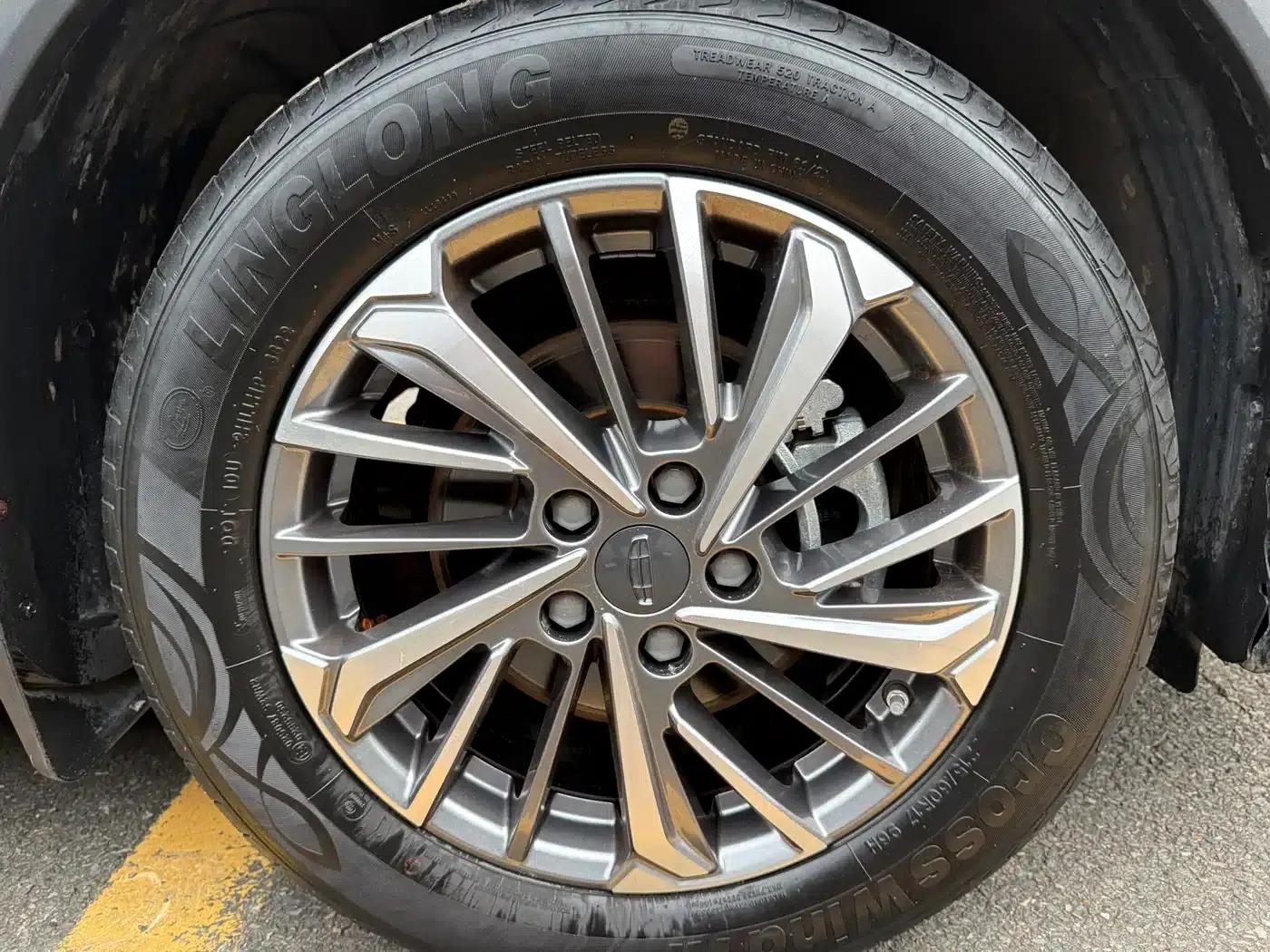 Geely Binyue 2021 1.4T DCT Platinum Edition — миниатюра 15
