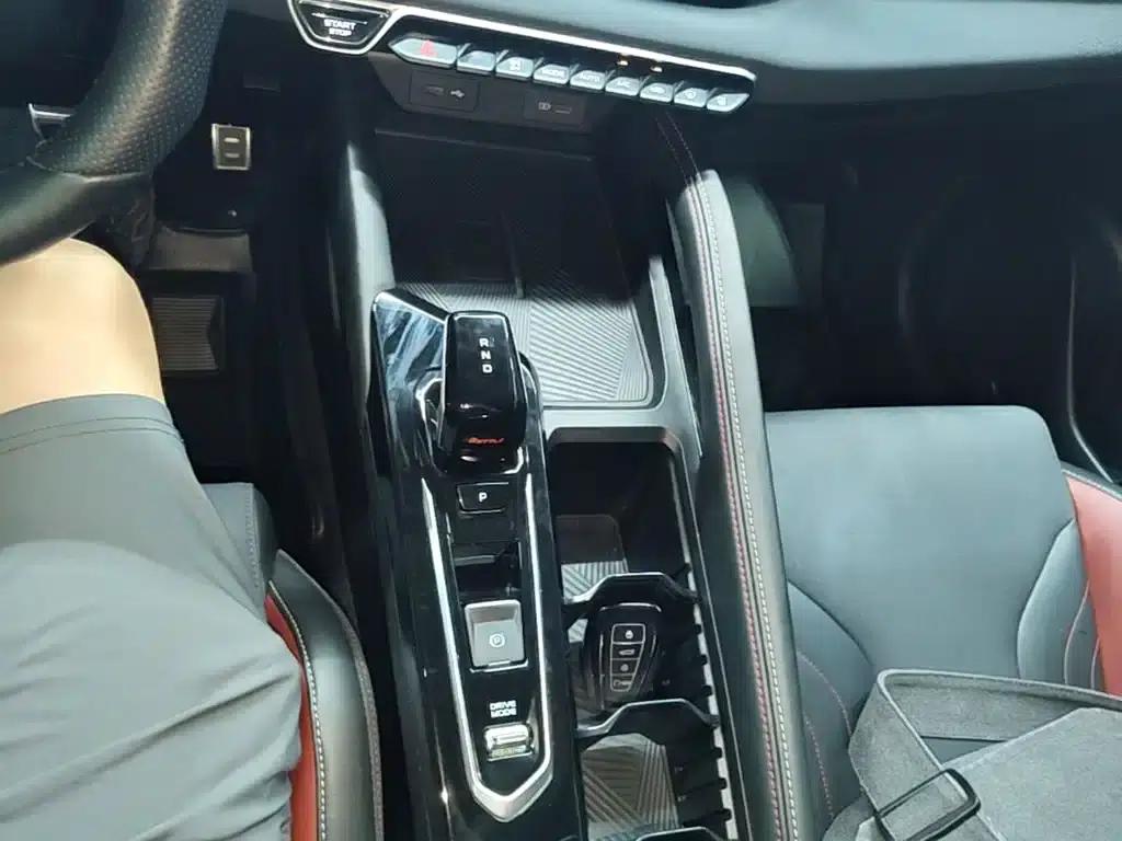 Geely Binyue 2022 Model: Binyue COOL 1.5TD DCT Battle Edition — миниатюра 14