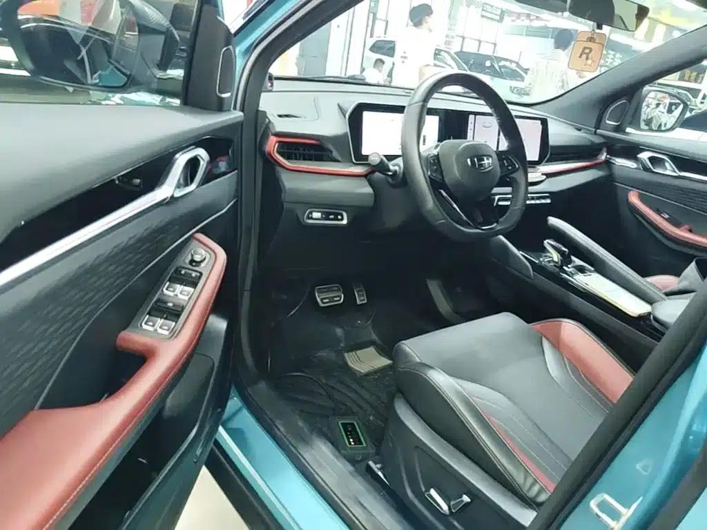 Geely Binyue 2022 Model: Binyue COOL 1.5TD DCT Battle Edition — миниатюра 16
