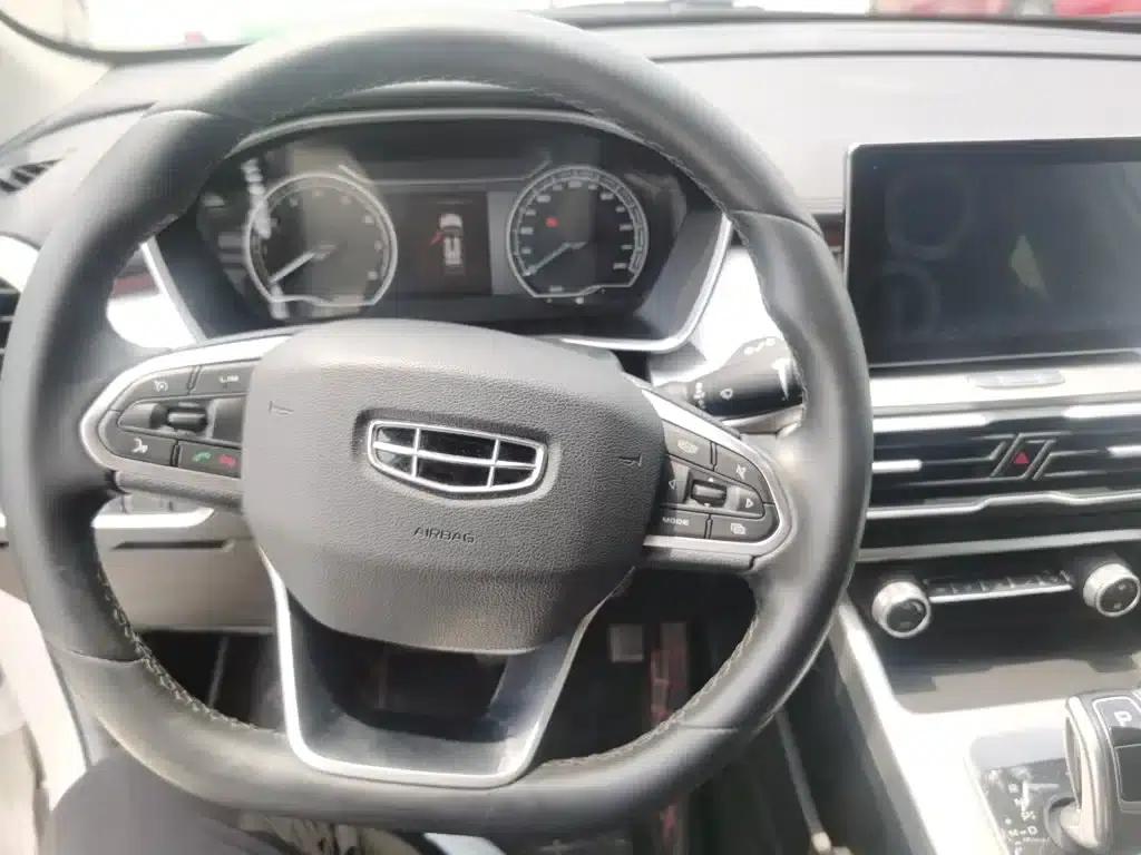 Geely Binyue 2020 Facelift 240T DCT Hunter — миниатюра 3