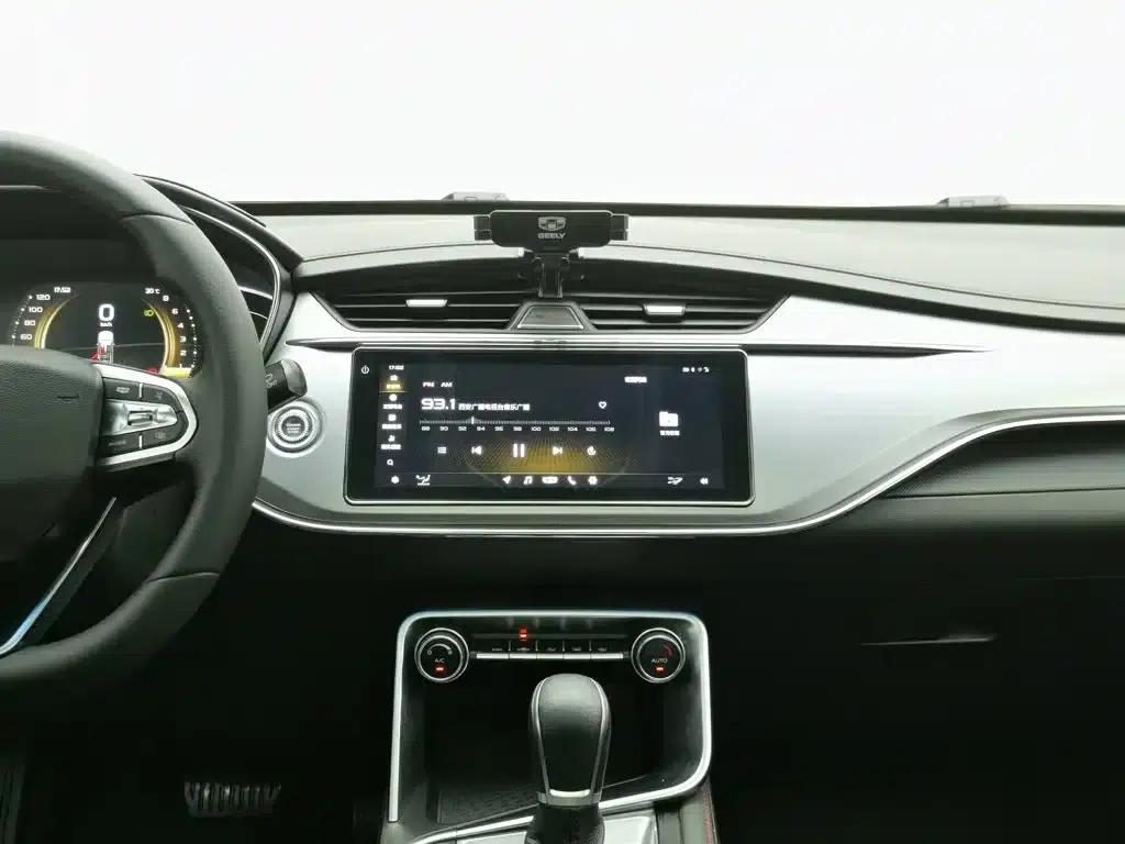 Geely Binrui 2018 14T CVT Binzhi Edition — миниатюра 12