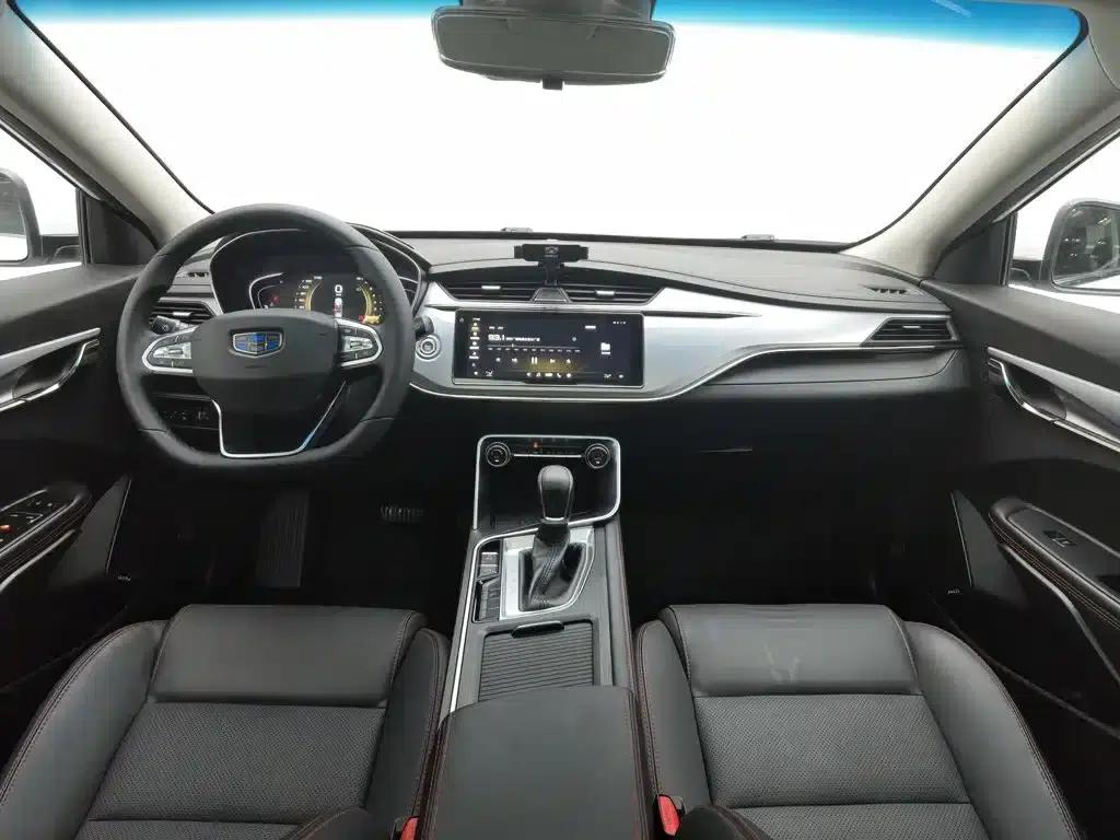 Geely Binrui 2018 14T CVT Binzhi Edition — миниатюра 5