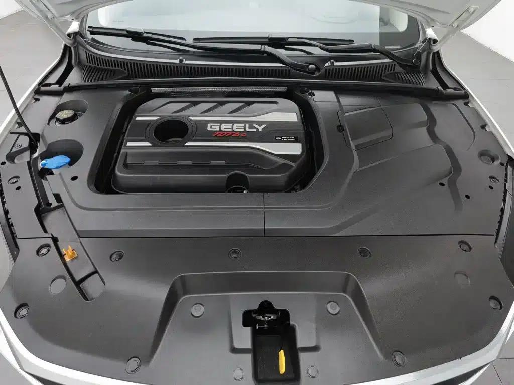 Geely Binrui 2018 14T CVT Binzhi Edition — миниатюра 6