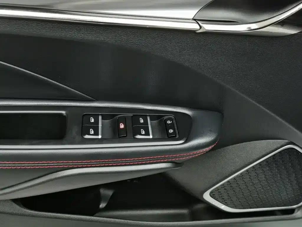 Geely Binrui 2018 14T CVT Binzhi Edition — миниатюра 9