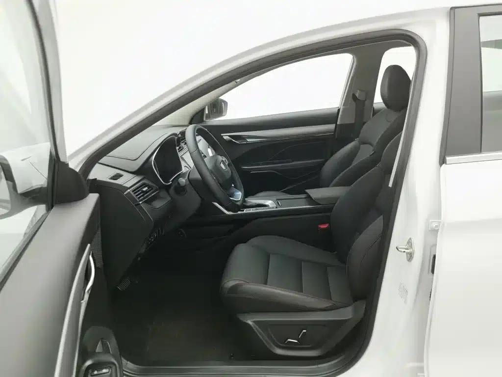 Geely Binrui 2018 14T CVT Binzhi Edition — миниатюра 10