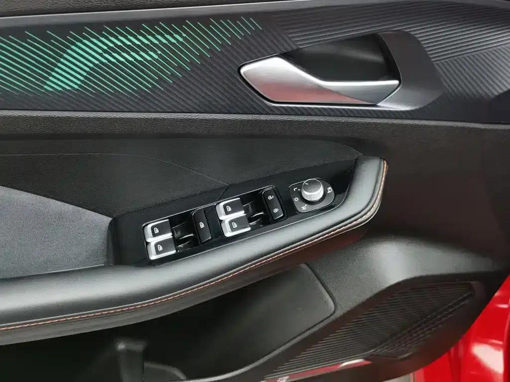 Binrui 2022 Model Binrui COOL 1.5T DCT Thunder Edition — миниатюра 9