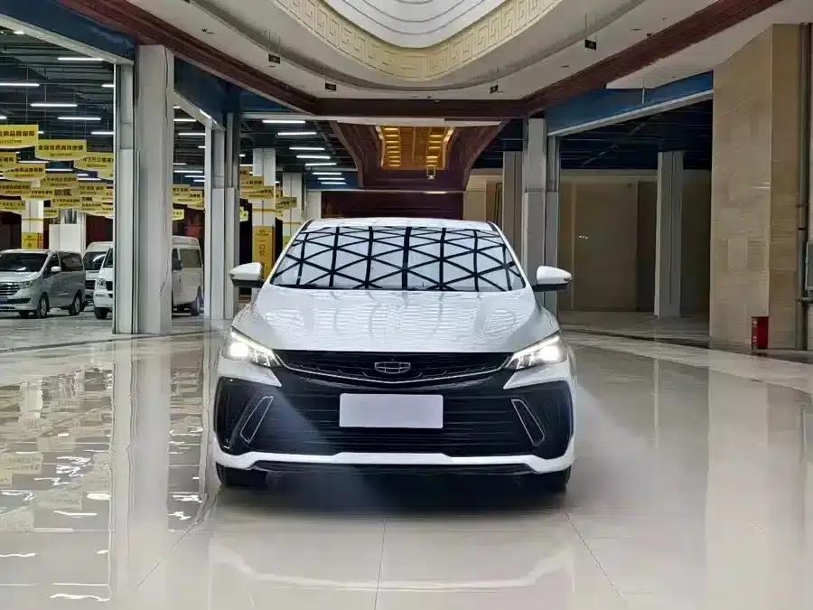Binrui 2022 Model Binrui COOL 1.5T DCT Electric Edition — миниатюра 2