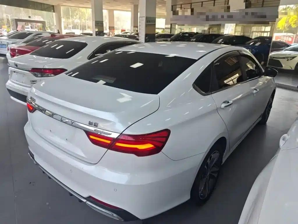 Geely Binrui 2018 14T CVT Binzhi Edition — миниатюра 5