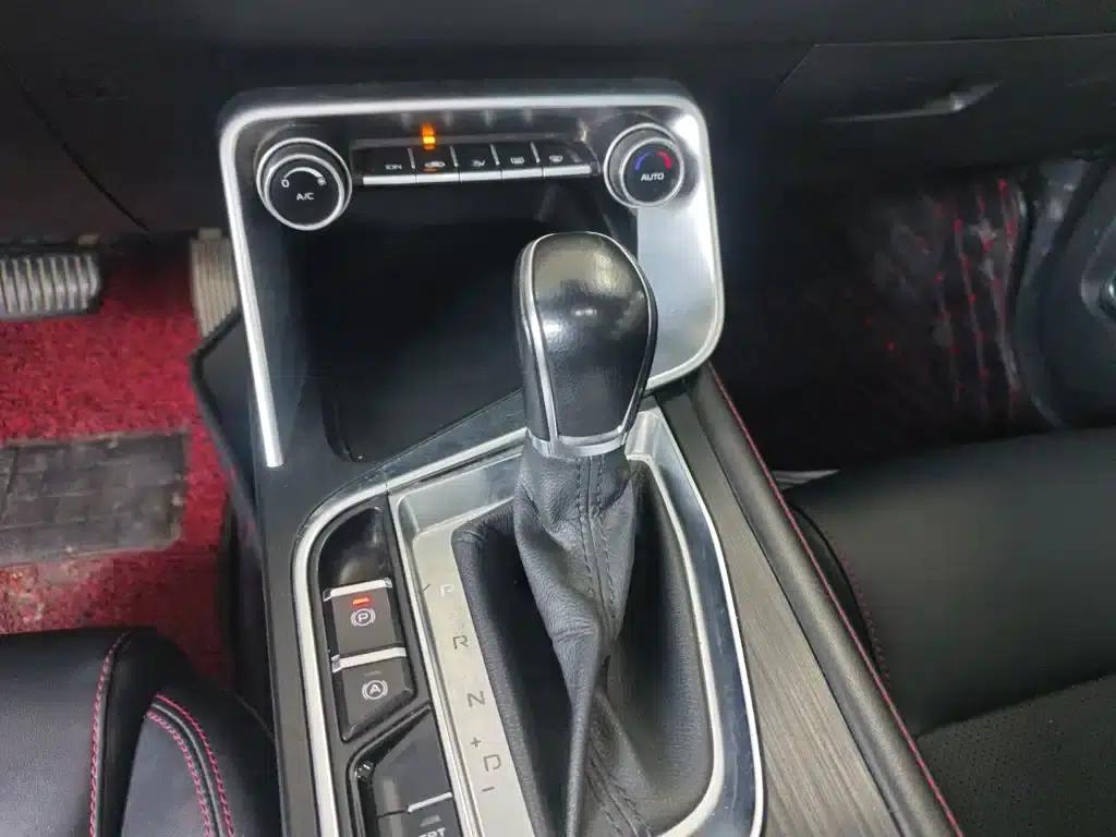 Geely Binrui 2018 14T CVT Binzhi Edition — миниатюра 10