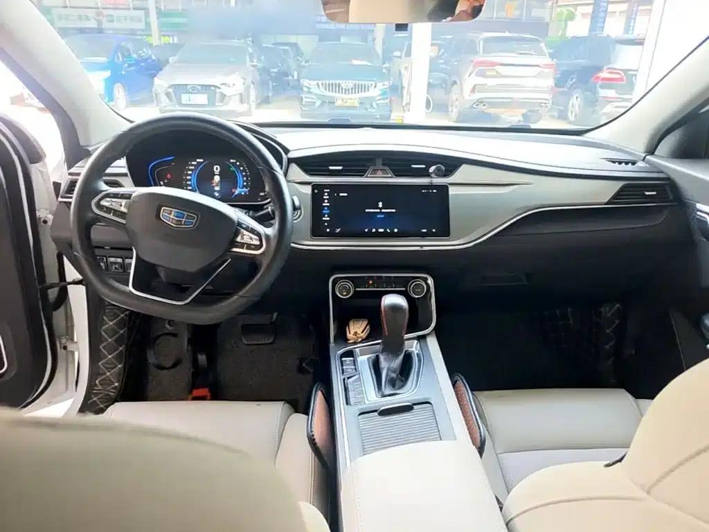 Geely Binrui 2018 14T CVT Binzhi Edition — миниатюра 10