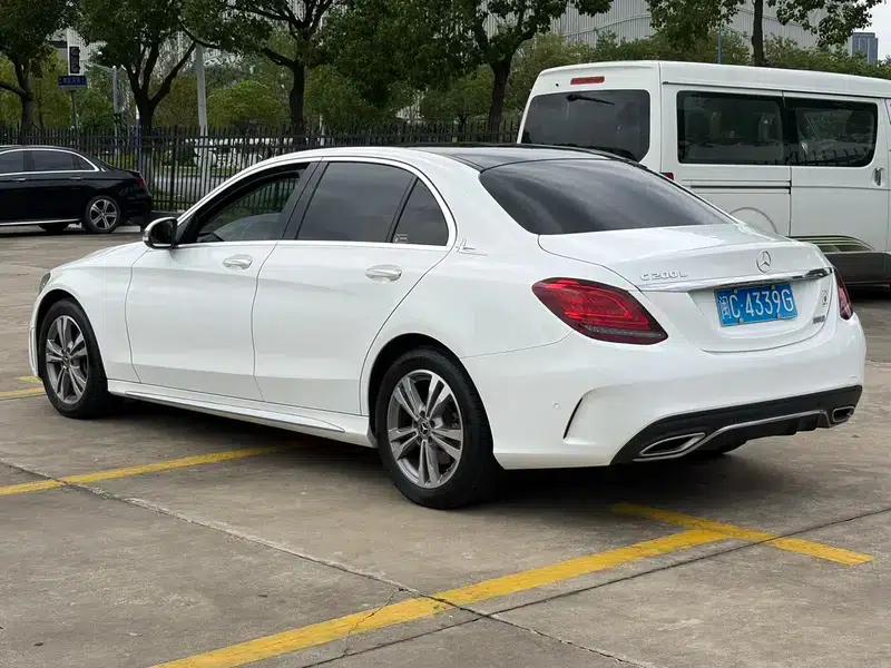 Mercedes-Benz C-Class 2021 C 200 L Fashion Sport Edition — миниатюра 4