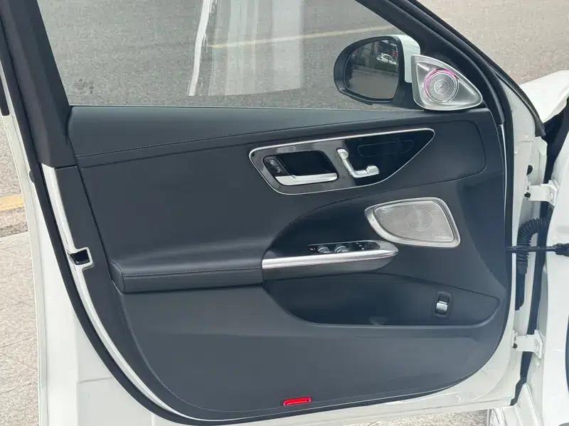 2023 Mercedes-Benz C-Class C 260 L Sport Edition — миниатюра 10