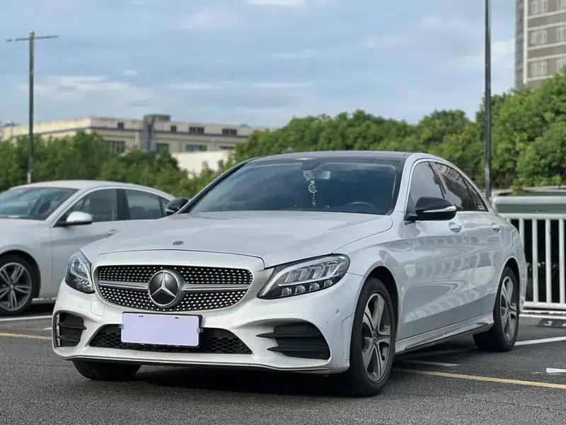2020 Mercedes-Benz C-Class C 260 L Sport Edition — миниатюра 1