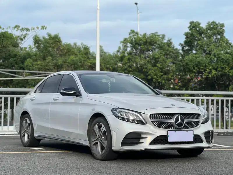 2020 Mercedes-Benz C-Class C 260 L Sport Edition — миниатюра 3