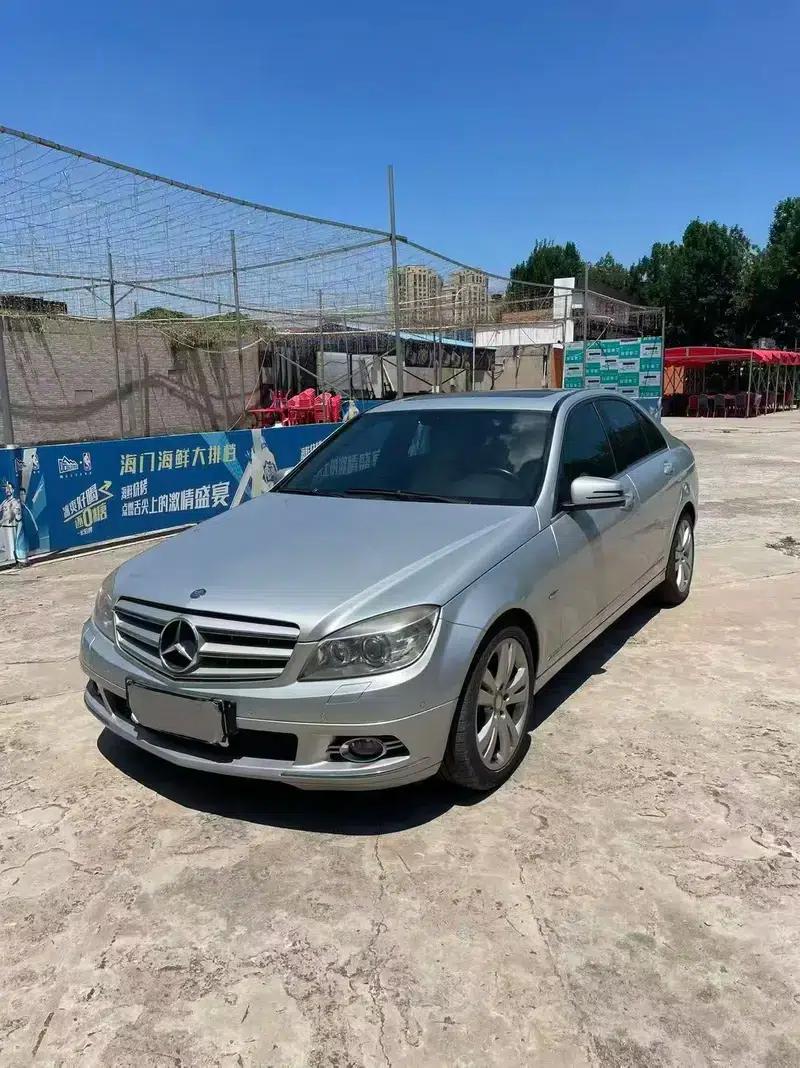 Mercedes-Benz C-Class 2010 C 260 Fashion Edition — миниатюра 1